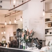 restaurant-checkout-counter