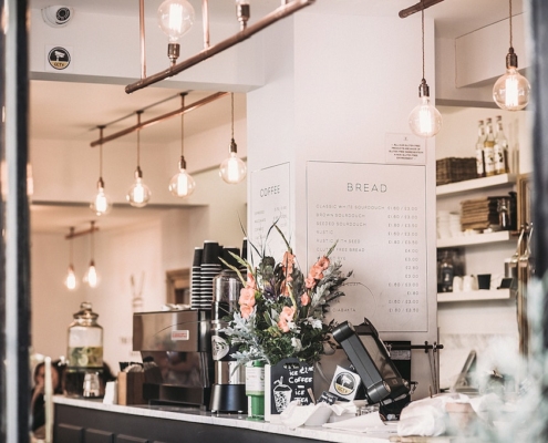 restaurant-checkout-counter